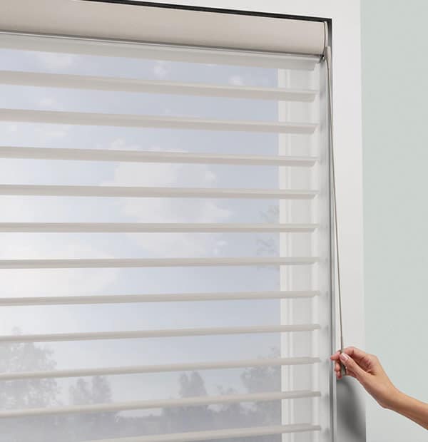 Hunter Douglas SoftTouch® Motorization