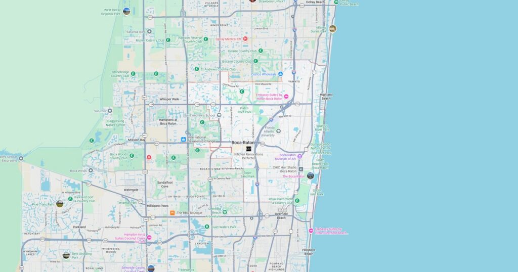 Detailed map of Miami Beach highlighting beaches, parks, and major roads along the coastline for visitors and tourists.
